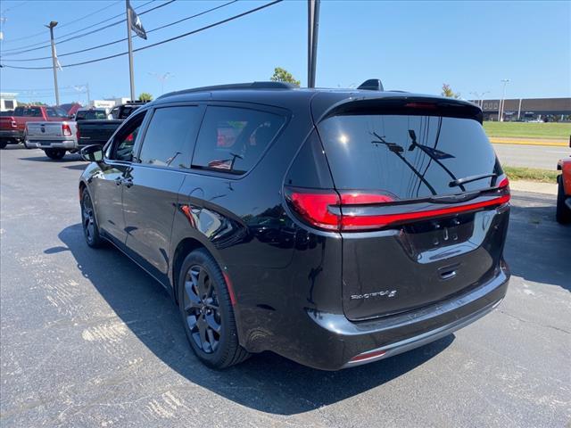 used 2022 Chrysler Pacifica car, priced at $32,981