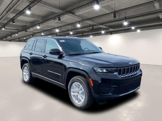 new 2025 Jeep Grand Cherokee car, priced at $41,920