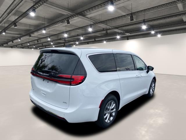 new 2026 Chrysler Pacifica car, priced at $48,785