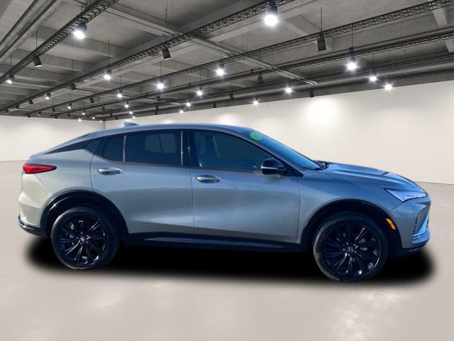 used 2024 Buick Envista car, priced at $25,321