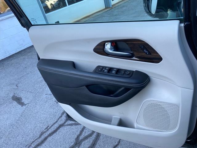 used 2023 Chrysler Pacifica car, priced at $32,003