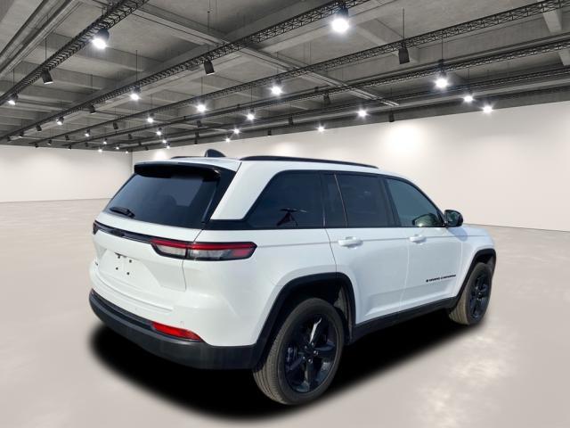 used 2023 Jeep Grand Cherokee car, priced at $34,331