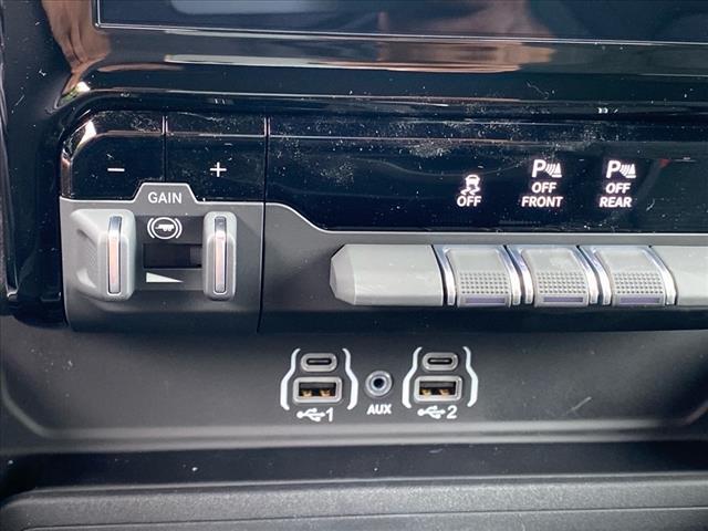 new 2025 Ram 1500 car, priced at $54,423