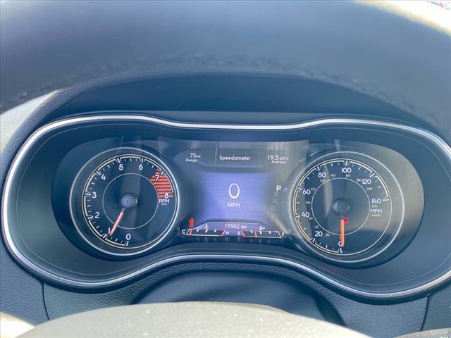 used 2022 Jeep Cherokee car, priced at $29,321