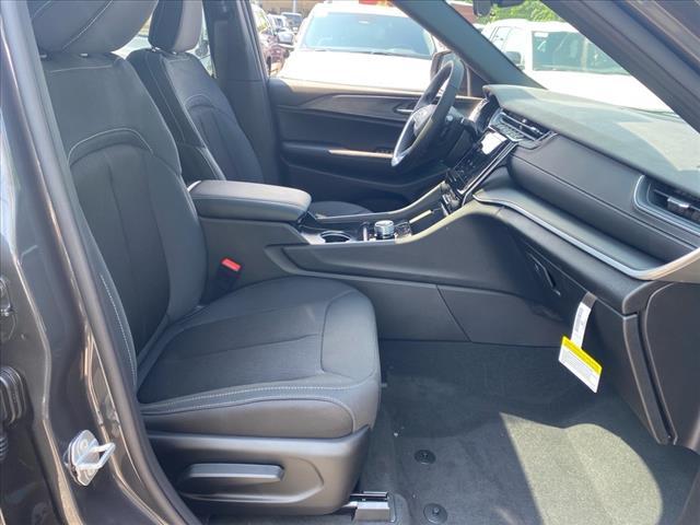 new 2025 Jeep Grand Cherokee L car, priced at $43,429