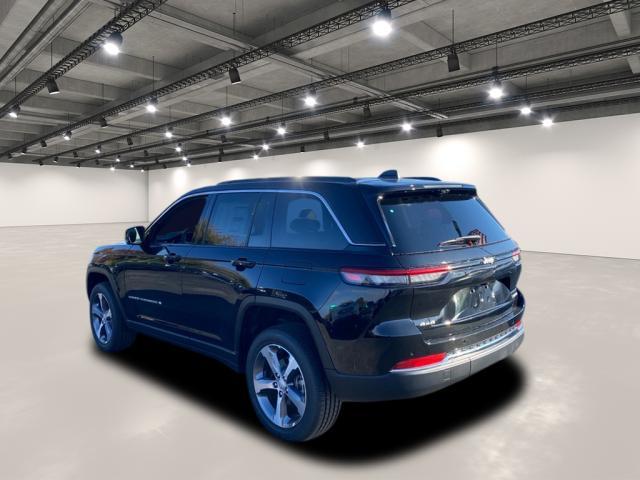 new 2025 Jeep Grand Cherokee car, priced at $55,085