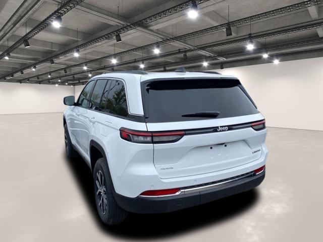 new 2025 Jeep Grand Cherokee car, priced at $46,601