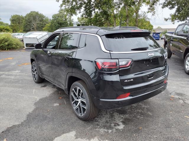 new 2024 Jeep Compass car, priced at $36,110