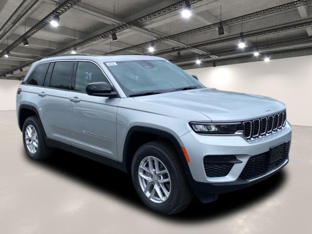 new 2025 Jeep Grand Cherokee car, priced at $41,772