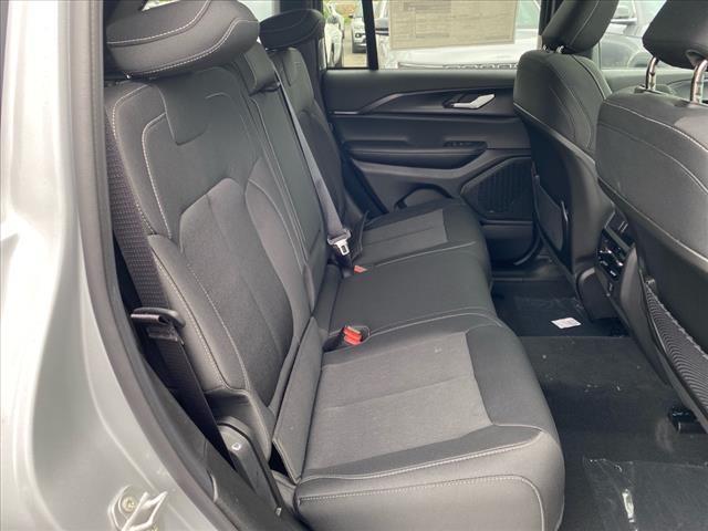 new 2025 Jeep Grand Cherokee car, priced at $41,772