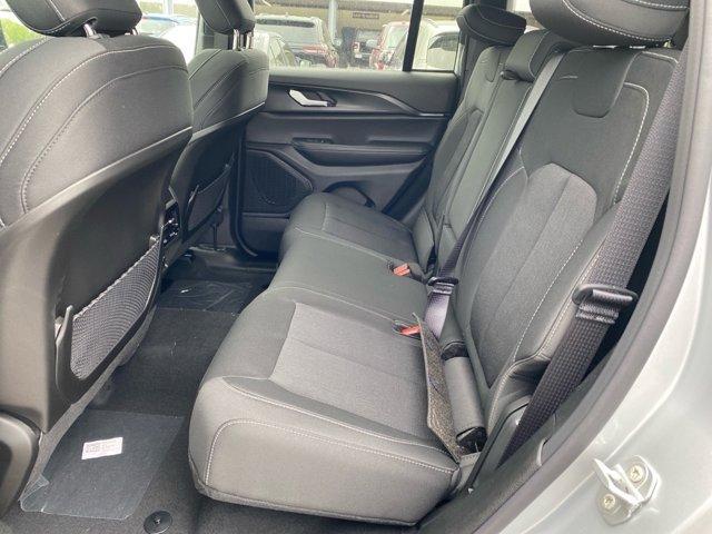 new 2025 Jeep Grand Cherokee car, priced at $41,772
