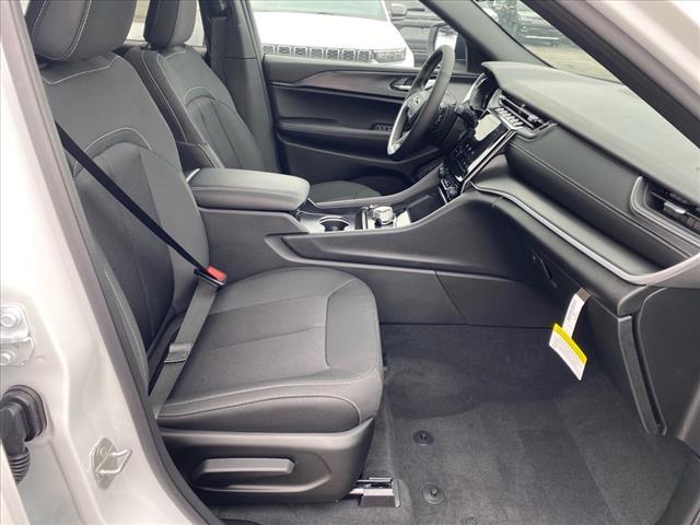 new 2025 Jeep Grand Cherokee L car, priced at $42,825