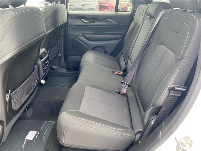 new 2025 Jeep Grand Cherokee car, priced at $43,575