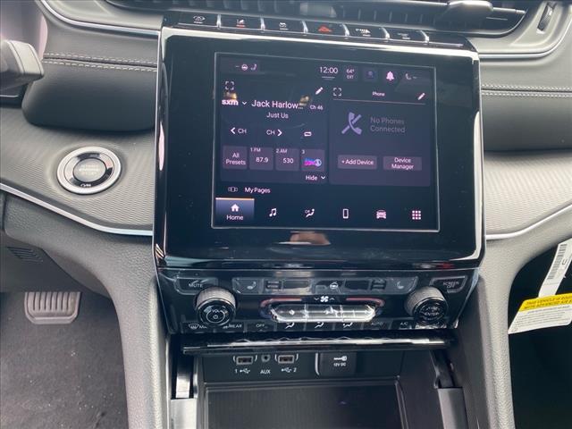 new 2025 Jeep Grand Cherokee car, priced at $43,575