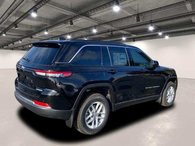 new 2025 Jeep Grand Cherokee car, priced at $42,345