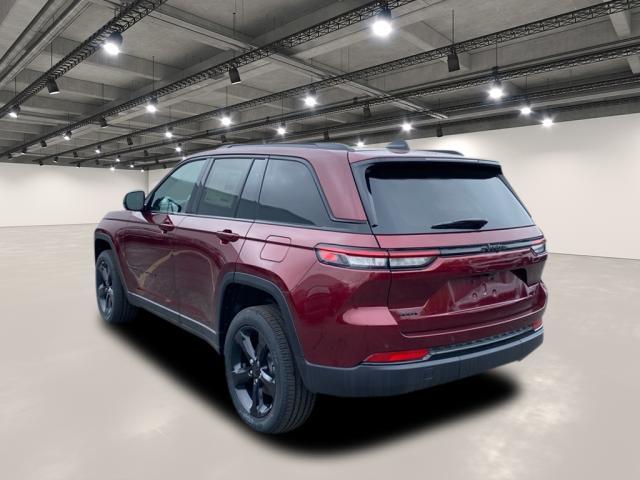 new 2025 Jeep Grand Cherokee car, priced at $45,155