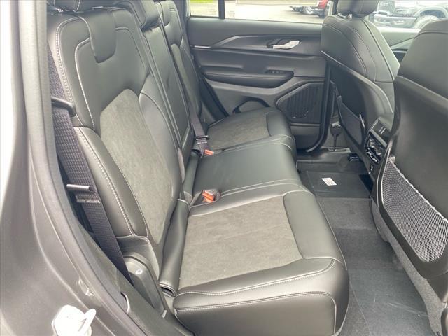new 2025 Jeep Grand Cherokee car, priced at $42,699