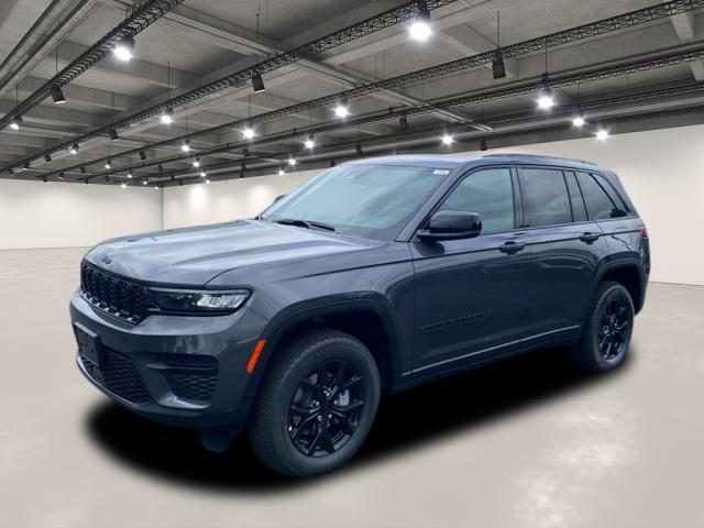 new 2025 Jeep Grand Cherokee car, priced at $42,699