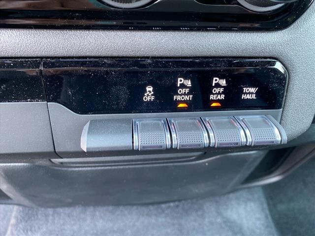 new 2025 Ram 1500 car, priced at $53,895