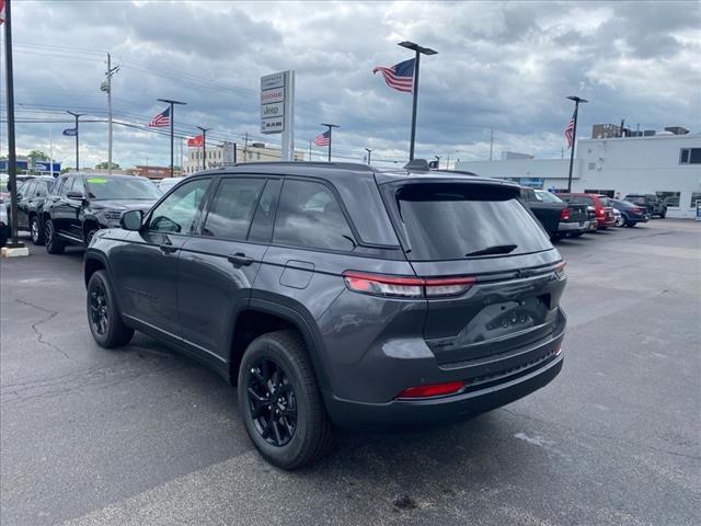 new 2025 Jeep Grand Cherokee car, priced at $42,699