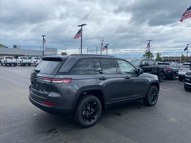 new 2025 Jeep Grand Cherokee car, priced at $42,699