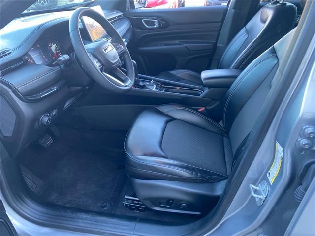 used 2023 Jeep Compass car