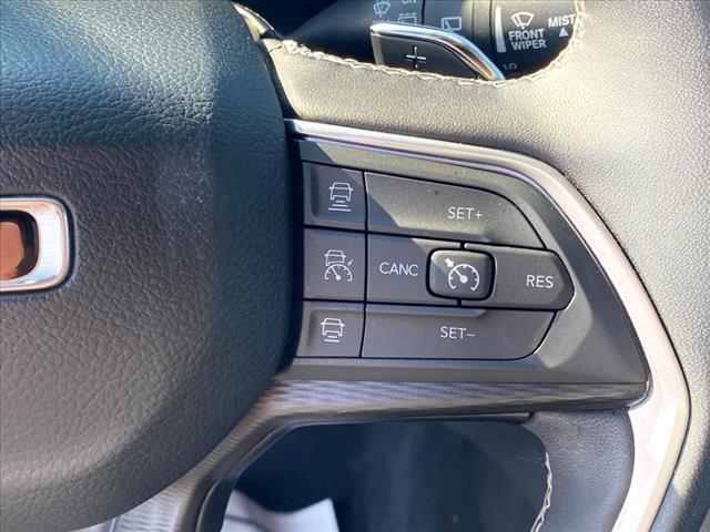 used 2024 Jeep Grand Cherokee car, priced at $36,991