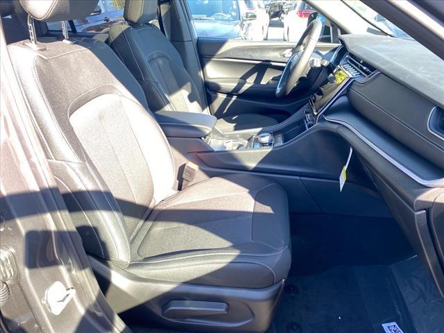 new 2025 Jeep Grand Cherokee car, priced at $42,345