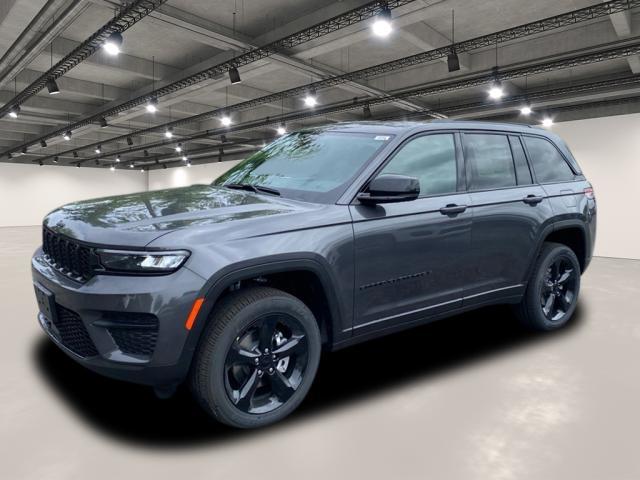 new 2025 Jeep Grand Cherokee car, priced at $48,375