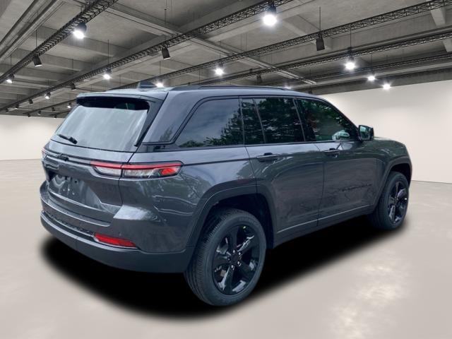 new 2025 Jeep Grand Cherokee car, priced at $48,375