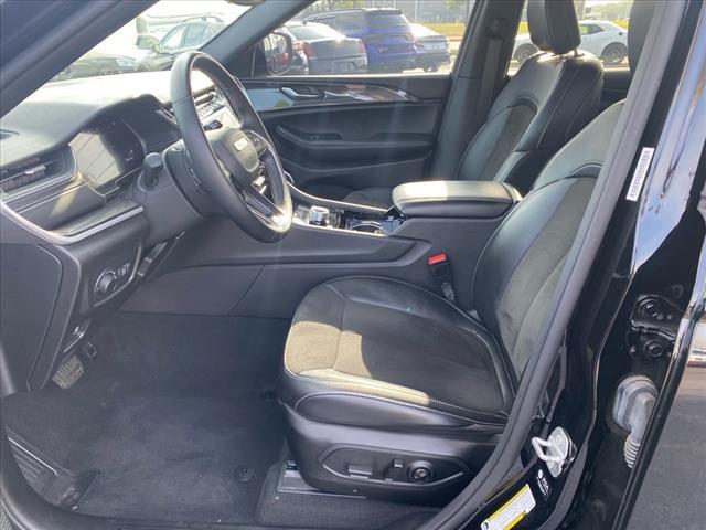 used 2022 Jeep Grand Cherokee car, priced at $34,677