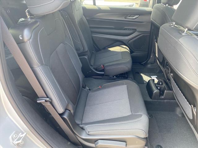 new 2025 Jeep Grand Cherokee L car, priced at $43,429