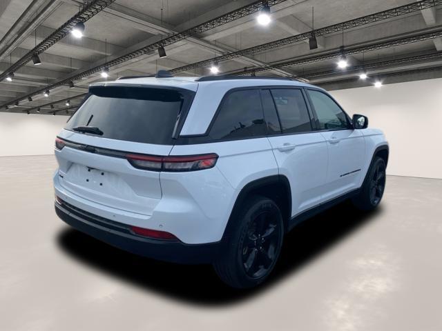 used 2023 Jeep Grand Cherokee car, priced at $35,221