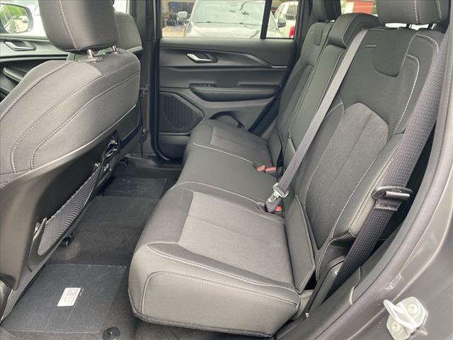 new 2025 Jeep Grand Cherokee car, priced at $40,420