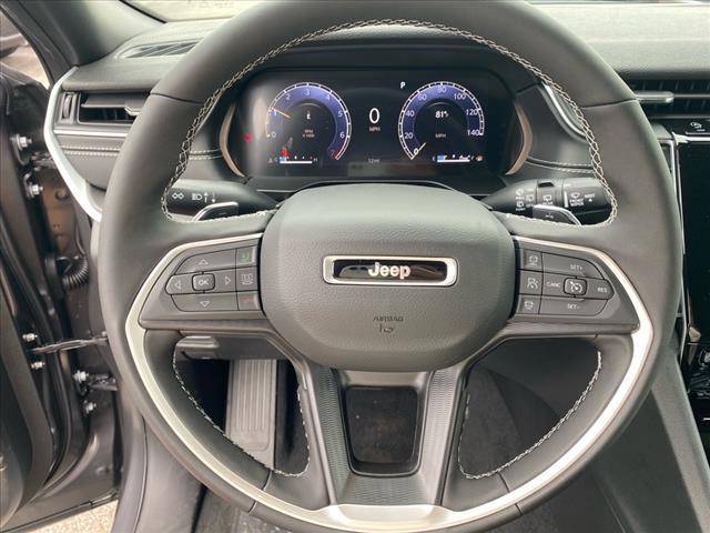 new 2025 Jeep Grand Cherokee car, priced at $40,420