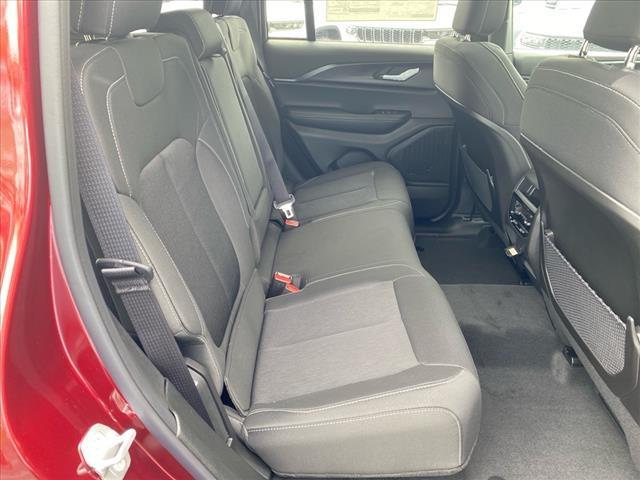 new 2025 Jeep Grand Cherokee car, priced at $44,170