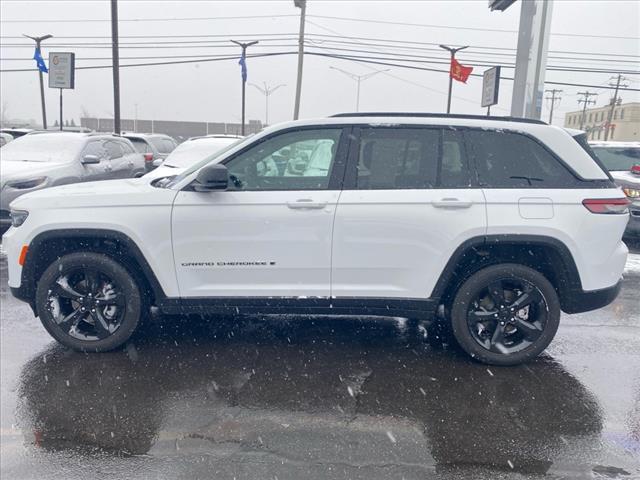 used 2024 Jeep Grand Cherokee car