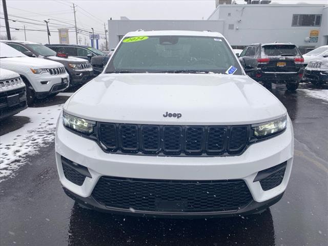 used 2024 Jeep Grand Cherokee car