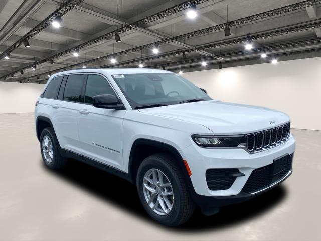 new 2025 Jeep Grand Cherokee car, priced at $41,187