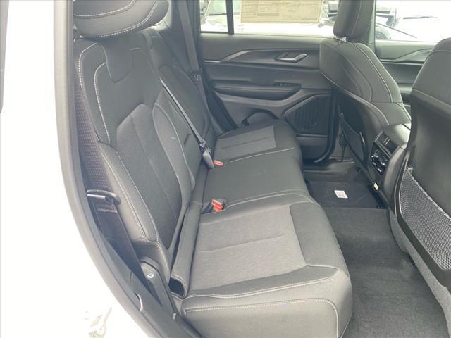 new 2025 Jeep Grand Cherokee car, priced at $41,325