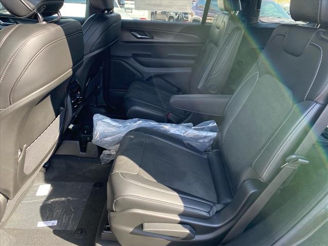 new 2025 Jeep Grand Cherokee L car, priced at $48,300