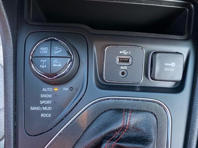 used 2020 Jeep Cherokee car, priced at $19,321