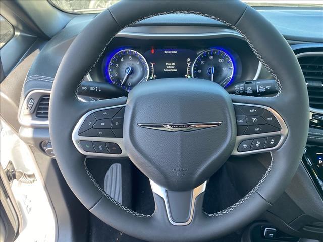 new 2026 Chrysler Pacifica car, priced at $46,140