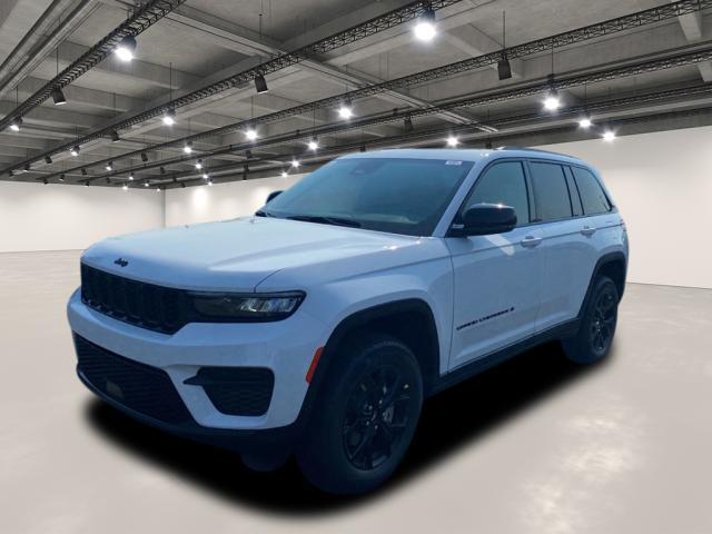 new 2025 Jeep Grand Cherokee car, priced at $43,885