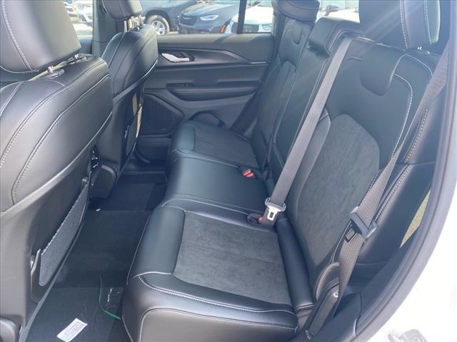 new 2025 Jeep Grand Cherokee car, priced at $43,885