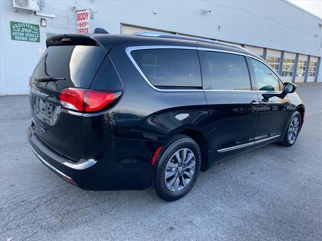 used 2019 Chrysler Pacifica car, priced at $20,991