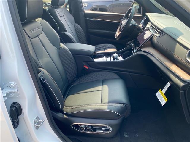 new 2025 Jeep Grand Cherokee car, priced at $61,865