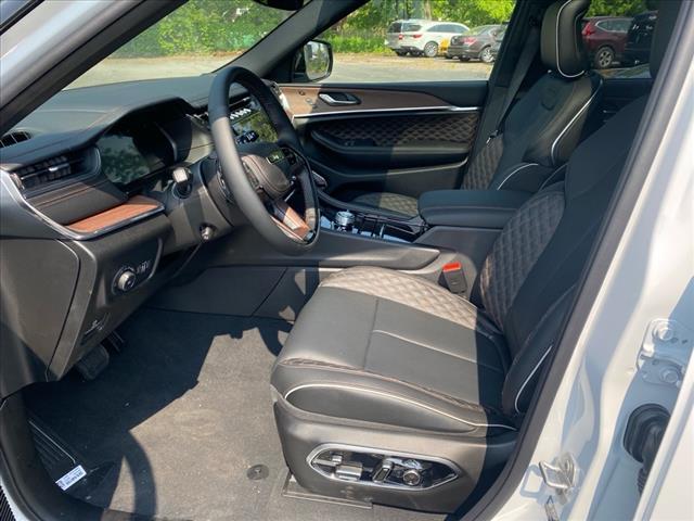 new 2025 Jeep Grand Cherokee car, priced at $61,865