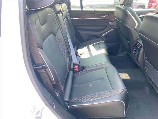 new 2025 Jeep Grand Cherokee car, priced at $61,865