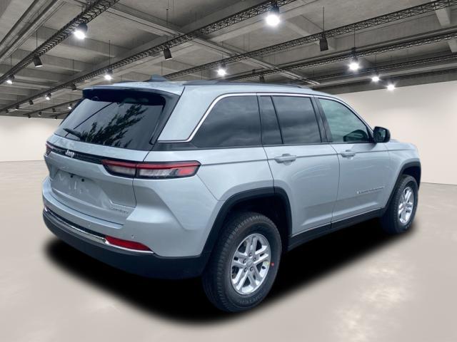 new 2025 Jeep Grand Cherokee car, priced at $41,238